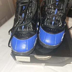 Nike Kids Black and Blue Sneakers